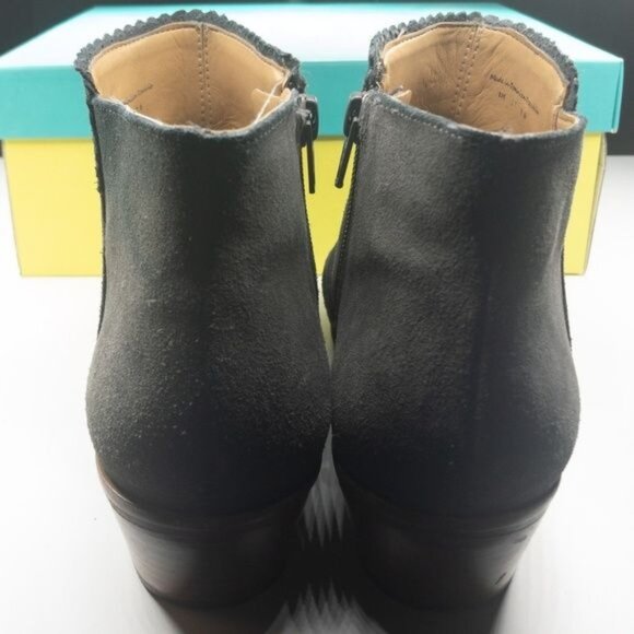 Jack Rogers Piper Suede Gray Booties Low-Heel Ankle Boots - Picture 4 of 7
